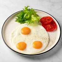 Глазунья из трех яиц в FOBS