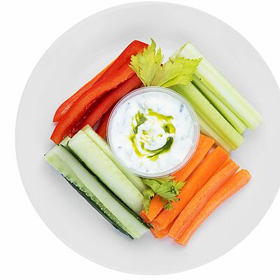 Овощные палочки с соусом дзадзыки в Покешная Nop Inexpensive по цене 180 ₽