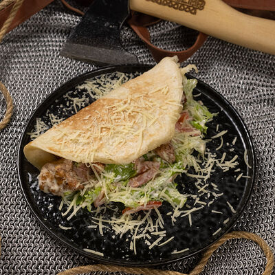 Табани с салатом Цезарь в Бар Бьёрнхейм Bjornheimr по цене 540 ₽