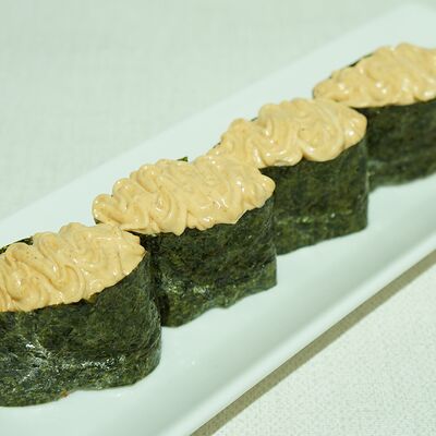 Спайси тунец 4 шт в СУШИSELL по цене 599 ₽