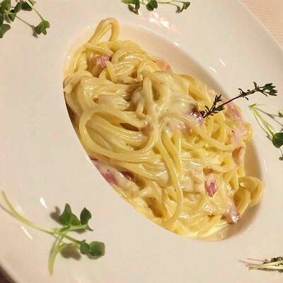 Спагетти алла карбонара в Wine room gallery по цене 680 ₽