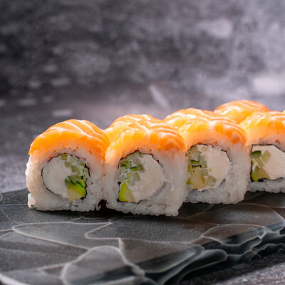 Филадельфия с лососем лайт в Bistro Pizzateca 9.8 по цене 860 ₽