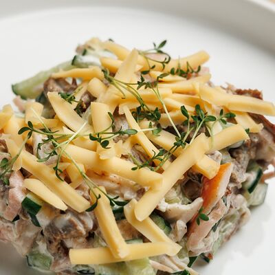 Салат мясной в Бабуля по цене 500 ₽