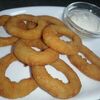 Луковые колечки с чесночным соусом в Гастрономический Паб по цене 290