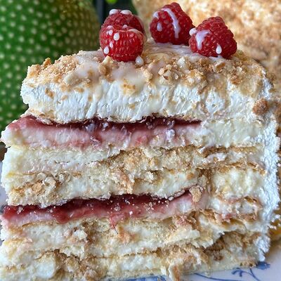 Raspberry Josephine Bonaparteв Friends Forever Botanica по цене 830 ₽