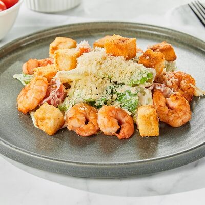 Цезарь с креветкой в ЮГА по цене 750 ₽