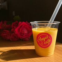 Смузи Манго-маракуйя в Angel Cafe