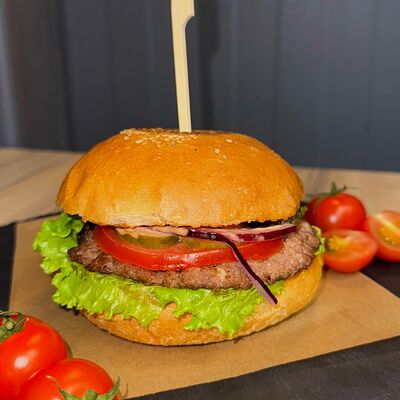 Гамбургер в Бест Бургер и Гриль по цене 300 ₽