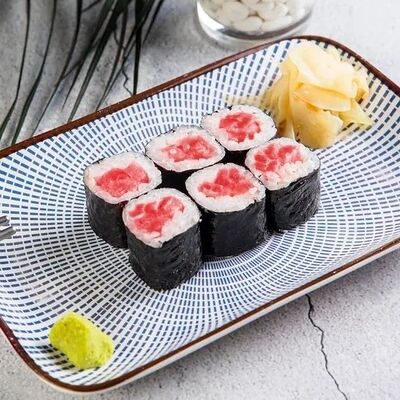 Ролл с тунцом в Эбби Noodles & Sushi Bar по цене 380