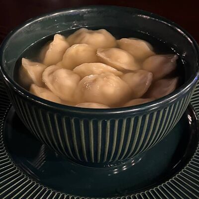 Пельмени сытные вареные в Зеленая фея по цене 350 ₽