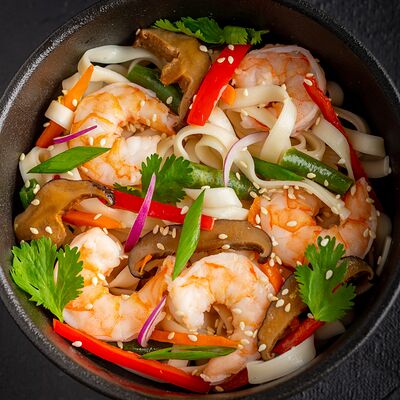 Вок с креветками в соусе терияки в Тёрка по цене 828 ₽
