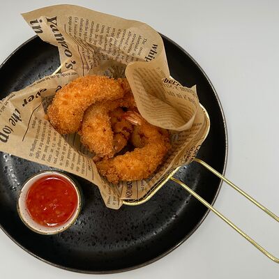 Креветки в хрустящей панировке в Lovers по цене 800 ₽