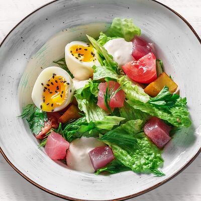 Салат с тунцом в Перчини по цене 600 ₽