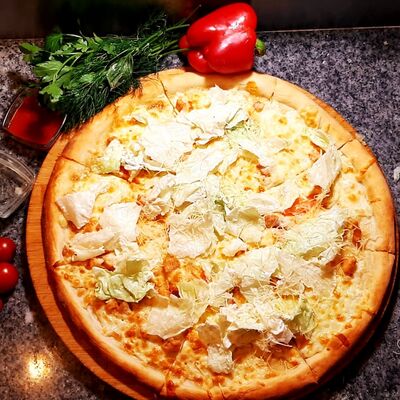 Цезарь с креветками в Пицца Като по цене 1150 ₽