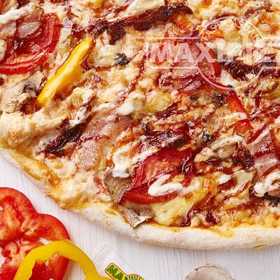 Куриная BBQ в Maxi Pizza по цене 590 ₽