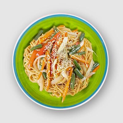 Овощи с яичной лапшой в соусе терияки в СУШИБОКС по цене 357 ₽