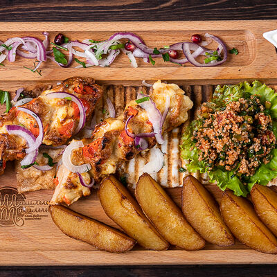 Комбо-кебаб сырный (из курицы) в Шашлык-Машлык по цене 537 ₽