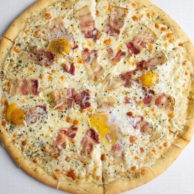 Пицца Карбонара в TARELKA по цене 870 ₽