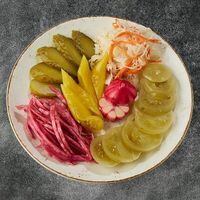 Ассорти домашних солений в Хачапури