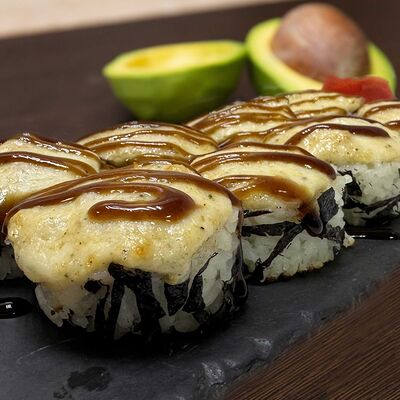 Запеченный с угрем в Rollstreet по цене 429 ₽