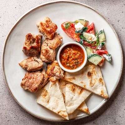 Шашлык из свинины в BEERMAN&Schlitz по цене 850 ₽