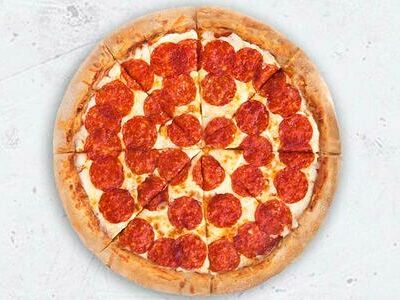 Любители Пепперони Пицца 23 см традиционное тесто в Pizza HeartPizza Hut по цене 389