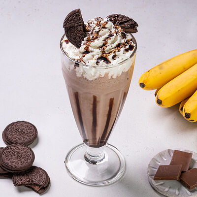 Милкшейк Орео-банан в Чайка по цене 430 ₽