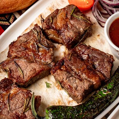 Шашлык из мраморной говядины в Карас по цене 2880 ₽