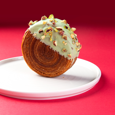 Круассан-шайба фисташковый в Handy Place по цене 265 ₽