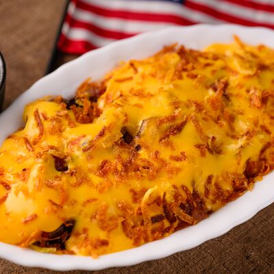 Рваная свинина под сырным соусом в American BBQ по цене 36 р.