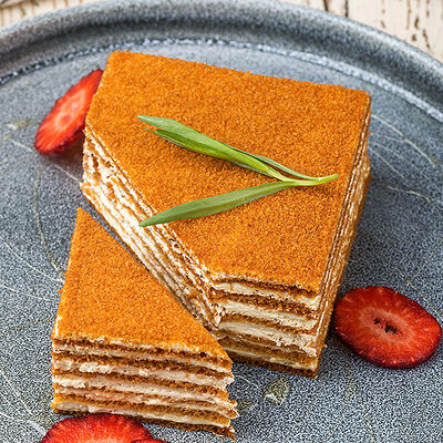 Медовик в ЛарисуВаннуХочу по цене 390