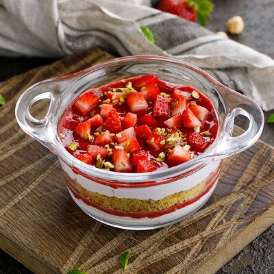 Клубнично-ванильный десерт со стевией в Баклажан в ТЦ 