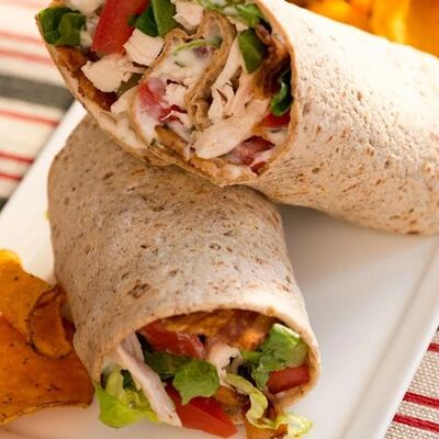 Чикен Тикка Ролл в Hindi по цене 680 ₽