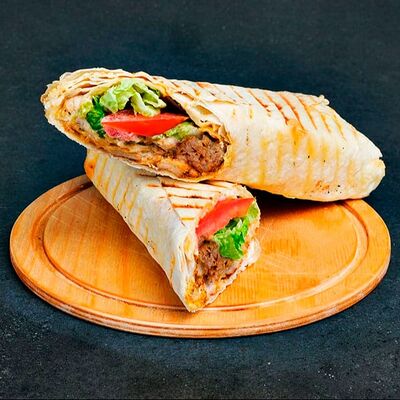 Шаурма мини в Кафе микс по цене 300 ₽