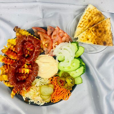 Ланч Хот-дог с молочной сосискойв Doner Time Shawarma по цене 385 ₽