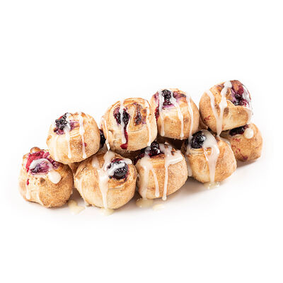 Рулетики с черной смородиной 12 шт в InTempo по цене 249 ₽