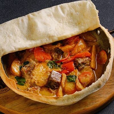 Жаркое из говядины в Smoky People по цене 1100 ₽