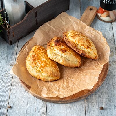 Сочень с творогом в Плов House по цене 149 ₽