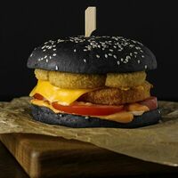 Бургер Dark Chicken в Burger HUB