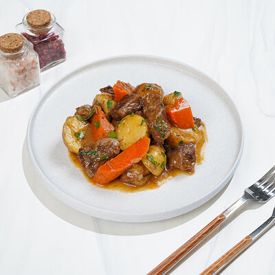 Рагу из говядины с овощами в Магбургер №020 по цене 295 ₽