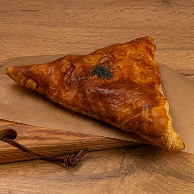 Самса Курица в Пекарня Кулинария Плюшка Ватрушка по цене 185 ₽