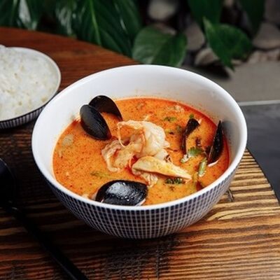 Лакса с морепродуктами в Эбби Noodles & Sushi Bar по цене 695 ₽