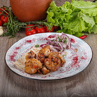 Шашлык из курицы в Грузинский дворик по цене 740 ₽