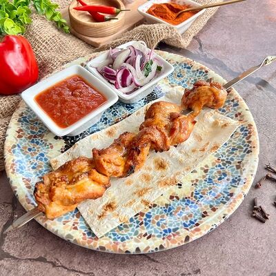 Шашлык из куриного бедра в Чайхана Азия Базар по цене 488