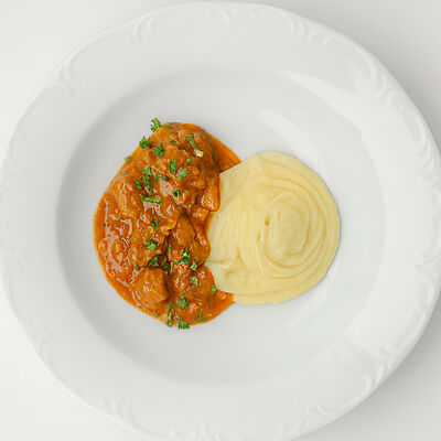 Спецатино с пюре в Probka по цене 2268 ₽