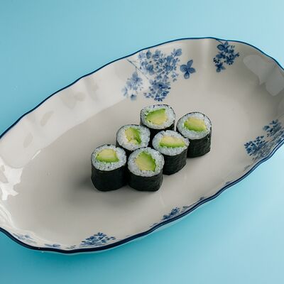 Маки-ролл с авокадо в MO by Matisov по цене 429 ₽