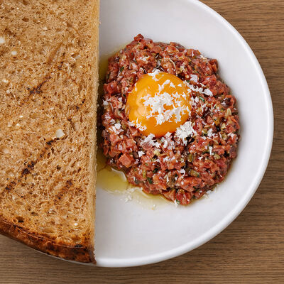 Тартар из вырезки в Loro по цене 1750 ₽