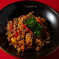 Жареный рис с курицей и соусом терияки в Supramen