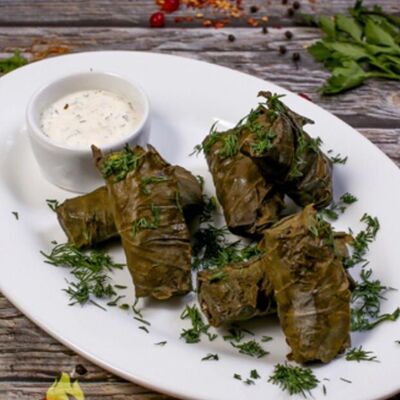 Долма в На углях по цене 700 ₽