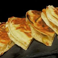 Пита с курицей в Айша